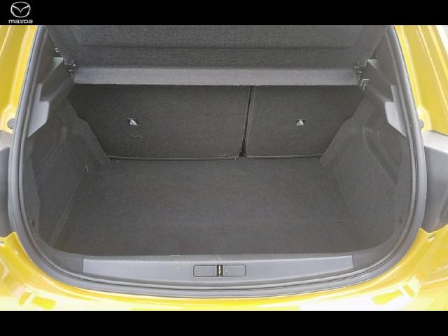 Peugeot 208 image 8