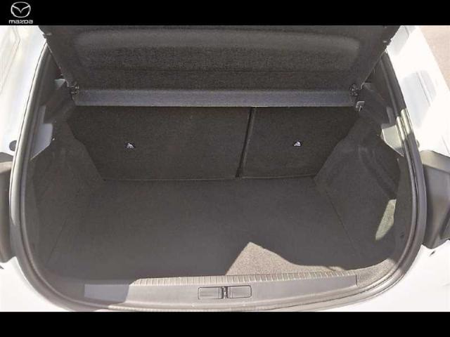 Peugeot 208 image 4