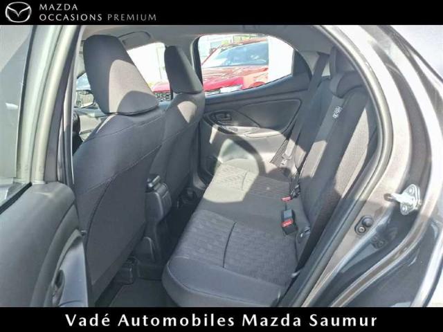 Mazda 2 image 8