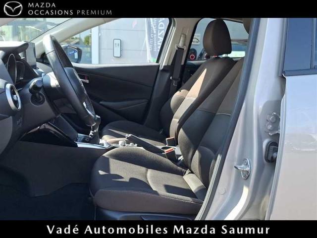 Mazda 2 image 9