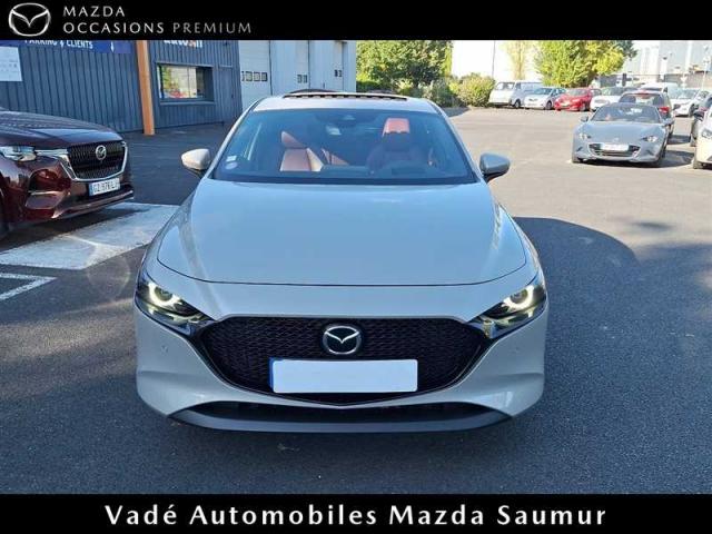 Mazda 3 image 8