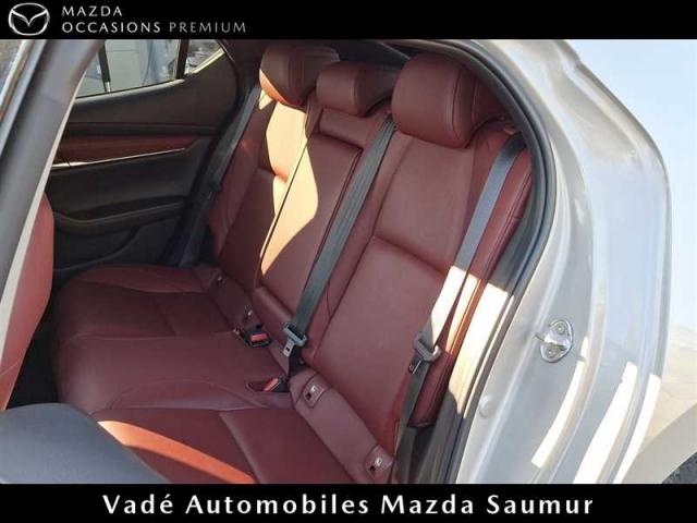 Mazda 3 image 7