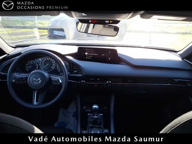 Mazda 3 image 8