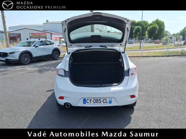Mazda 3 image 1