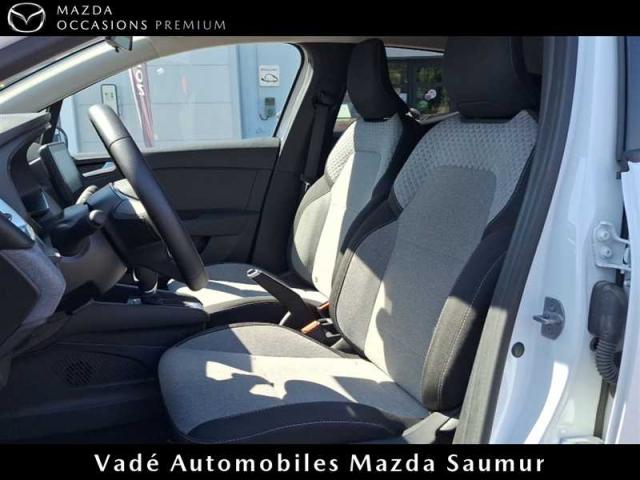 Renault Clio image 6