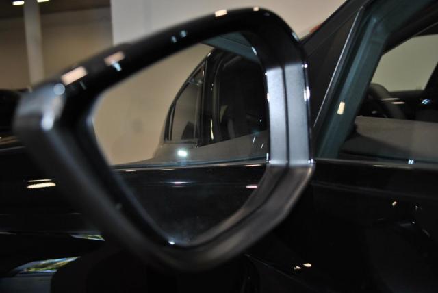 Peugeot 308 image 6