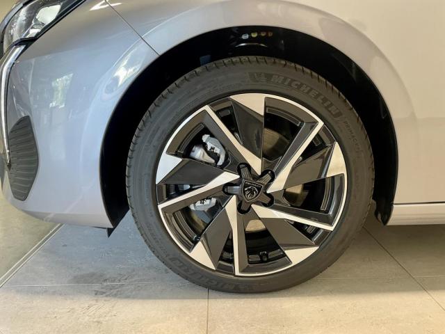 Peugeot 308 image 9