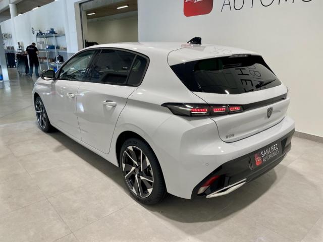 Peugeot 308 image 8