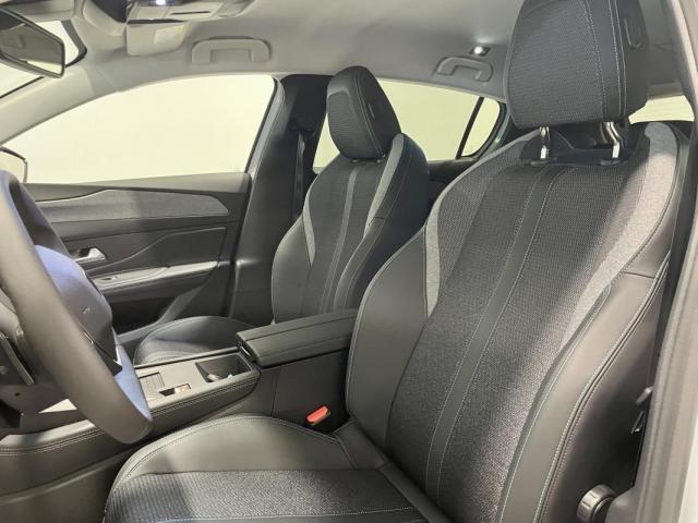 Peugeot 308 image 3