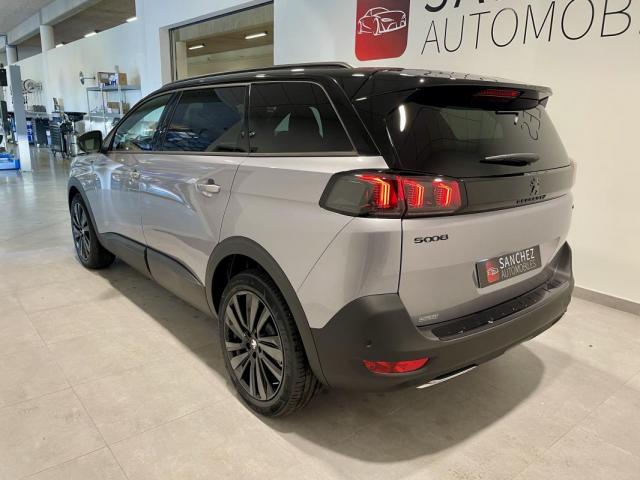 Peugeot 5008 image 4
