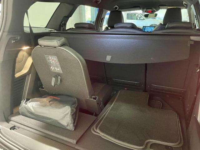 Peugeot 5008 image 8