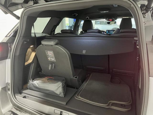 Peugeot 5008 image 3