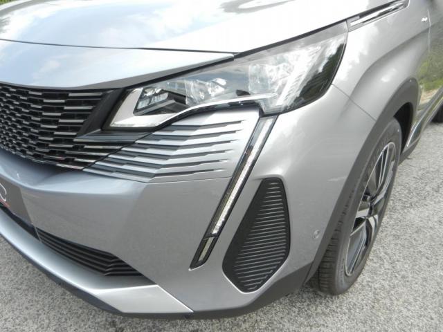 Peugeot 3008 image 2
