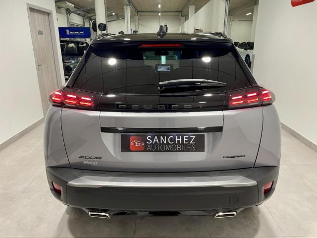 Peugeot 2008 image 2