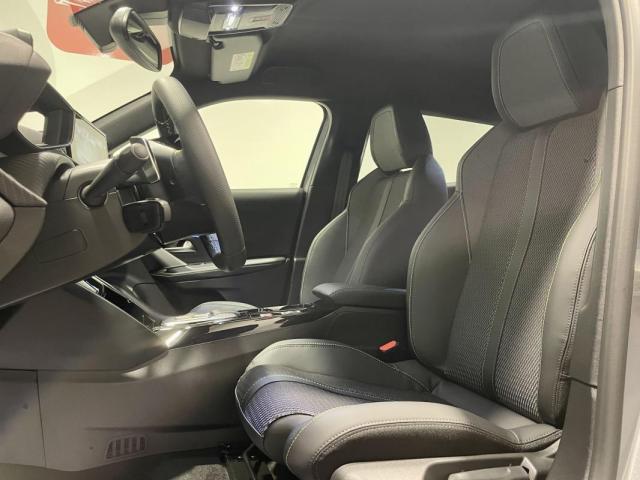 Peugeot 2008 image 4