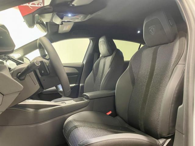 Peugeot 308 image 9