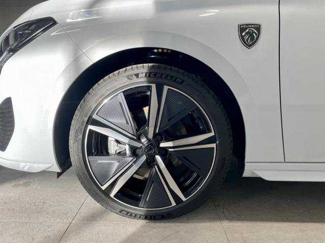 Peugeot 308 image 6