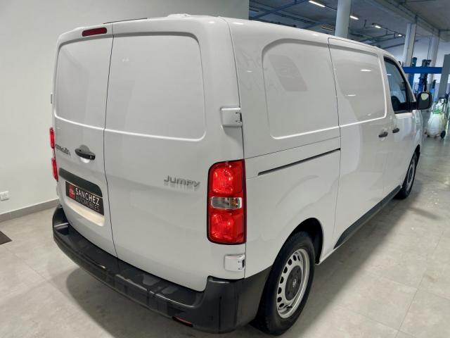Citroen Jumpy image 2