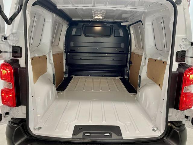 Citroen Jumpy image 7