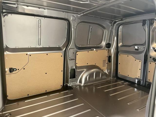 Citroen Jumpy image 9