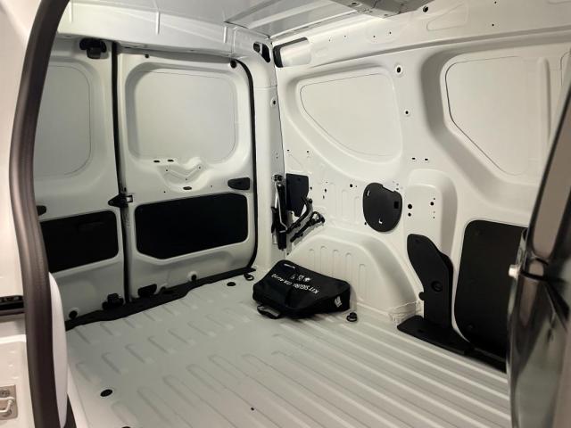 Renault Express image 8