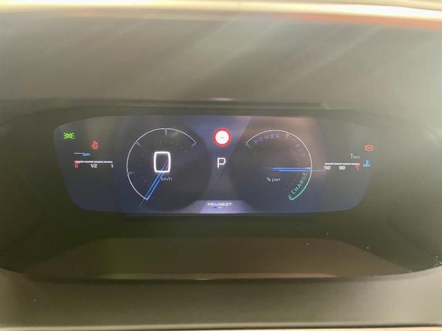 Peugeot 2008 image 4