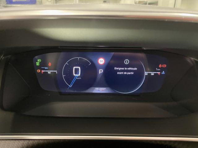 Peugeot 2008 image 8
