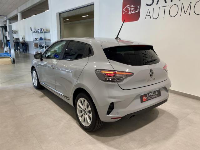 Renault Clio image 4