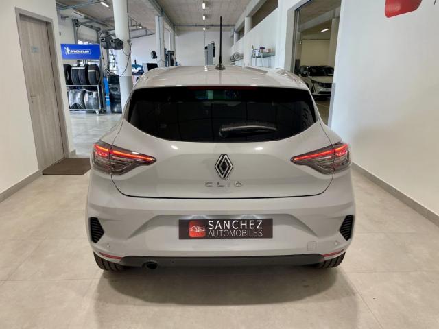 Renault Clio image 6
