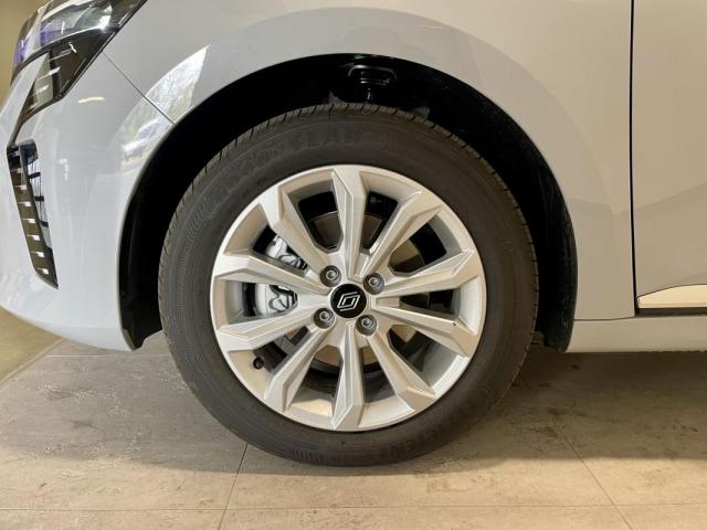 Renault Clio image 9