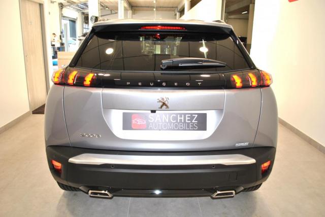 Peugeot 2008 image 8