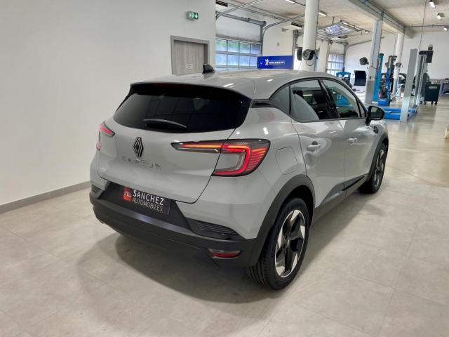 Renault Captur image 8