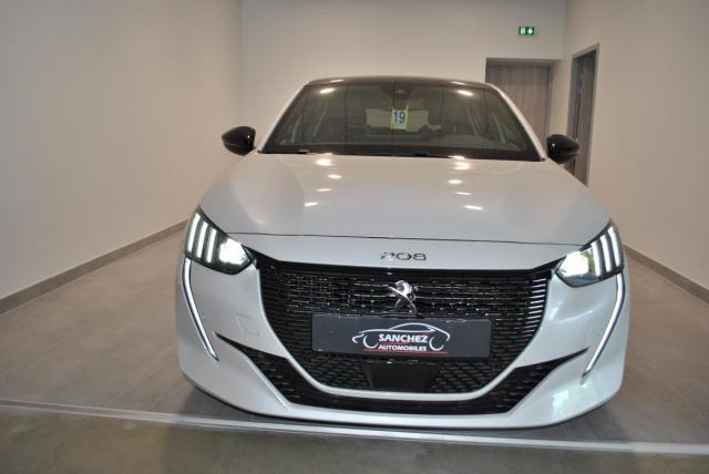 Peugeot 208 image 4