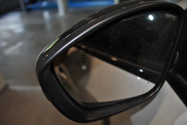 Peugeot 208 image 1