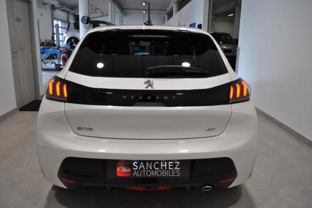 Peugeot 208 image 3