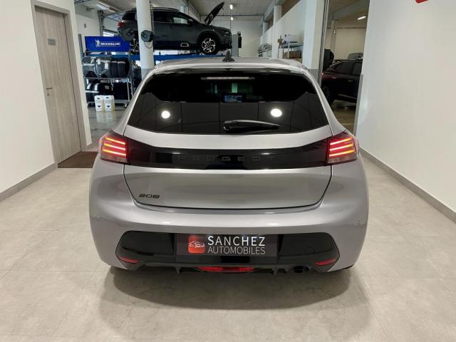 Peugeot 208 image 3