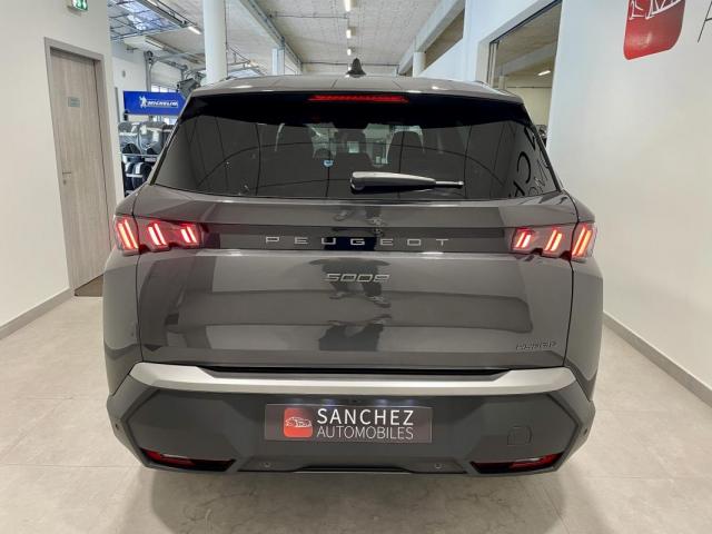 Peugeot 5008 image 2