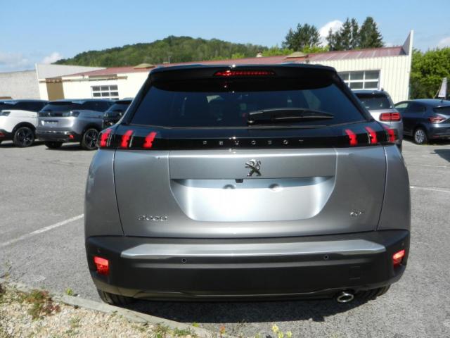 Peugeot 2008 image 1