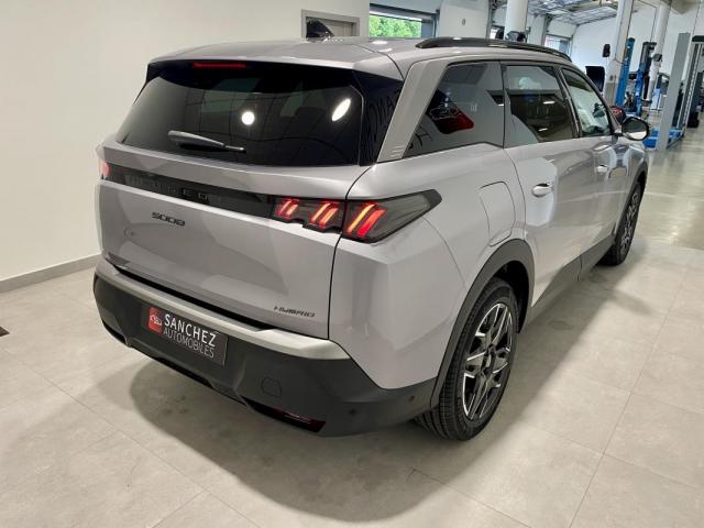 Peugeot 5008 image 2