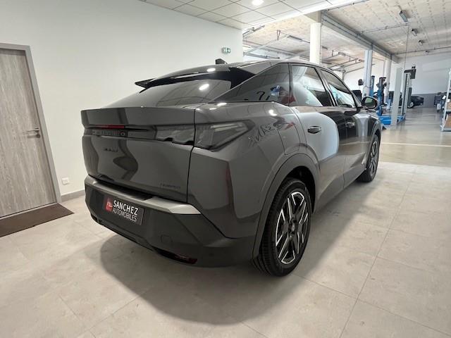 Peugeot 3008 image 2