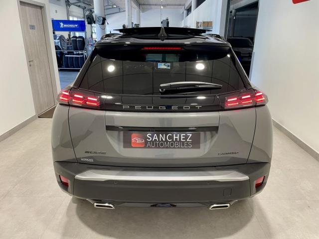 Peugeot 2008 image 8