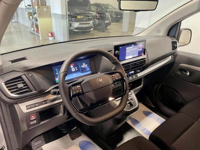 Citroen Jumpy image 2
