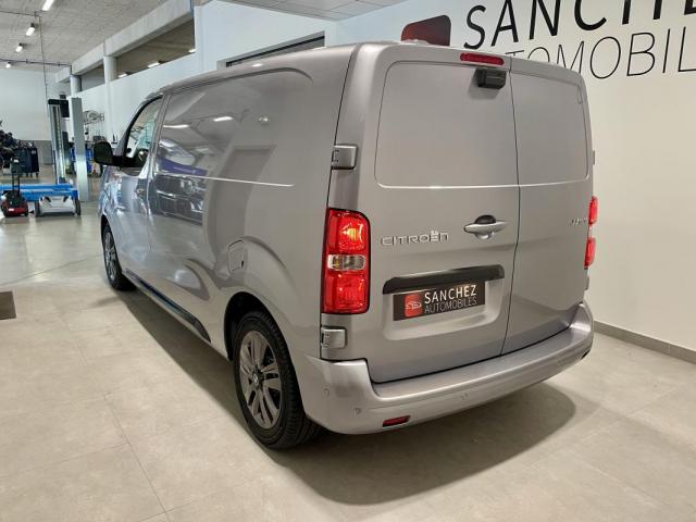 Citroen Jumpy image 9