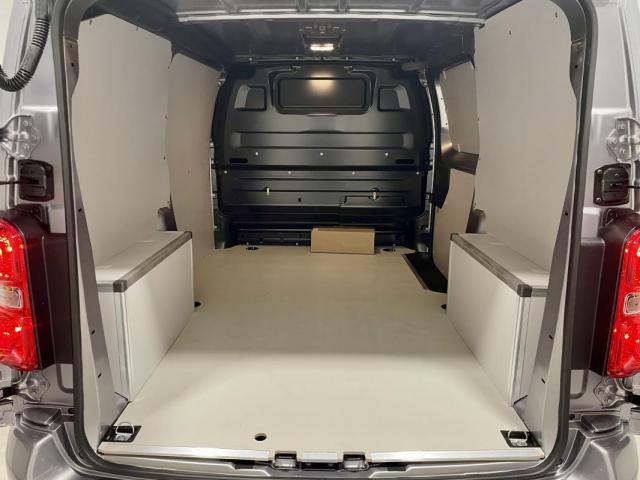 Citroen Jumpy image 6