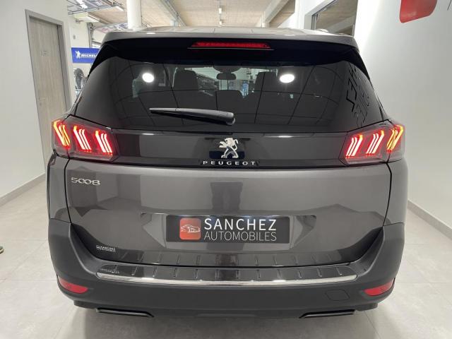 Peugeot 5008 image 9