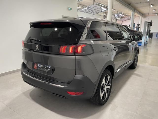 Peugeot 5008 image 3