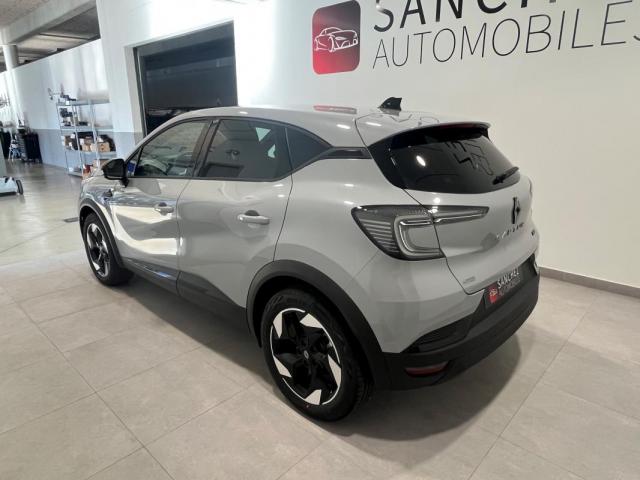 Renault Captur image 9