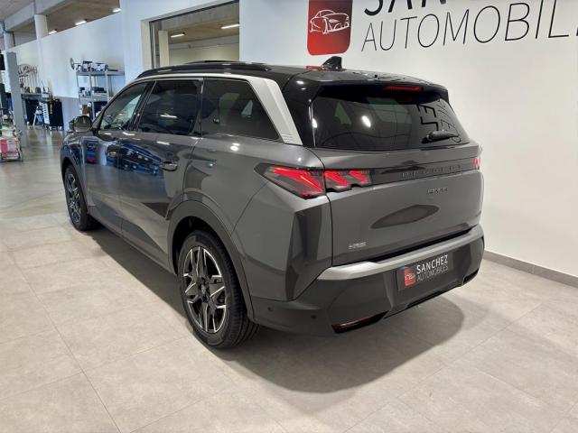 Peugeot 5008 image 1