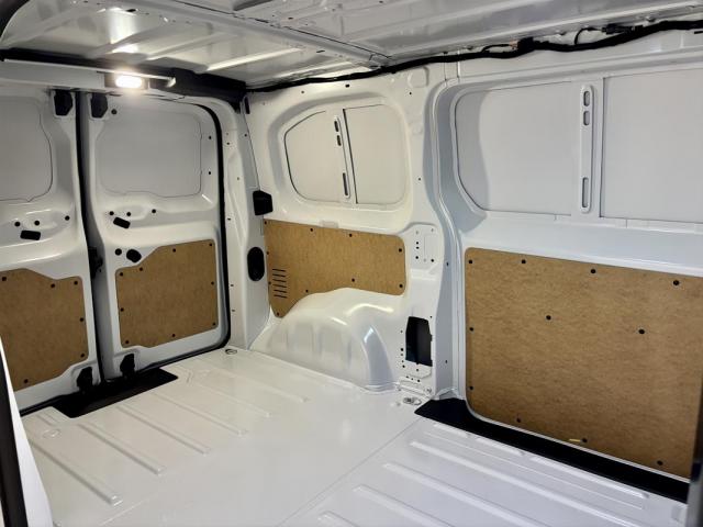 Citroen Jumpy image 2