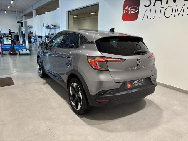 Renault Captur image 8